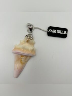 Samuel B 925 Sterling Silver Shell Pendant